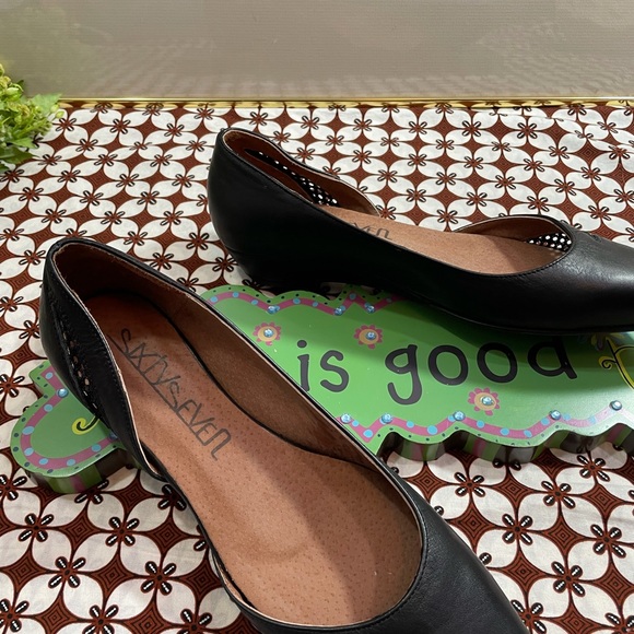 Sixty Seven Anthropologie flat - Picture 7 of 13